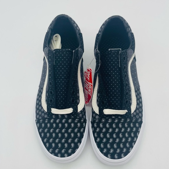 Vans Old Skool Shoes - Picture 4 of 7